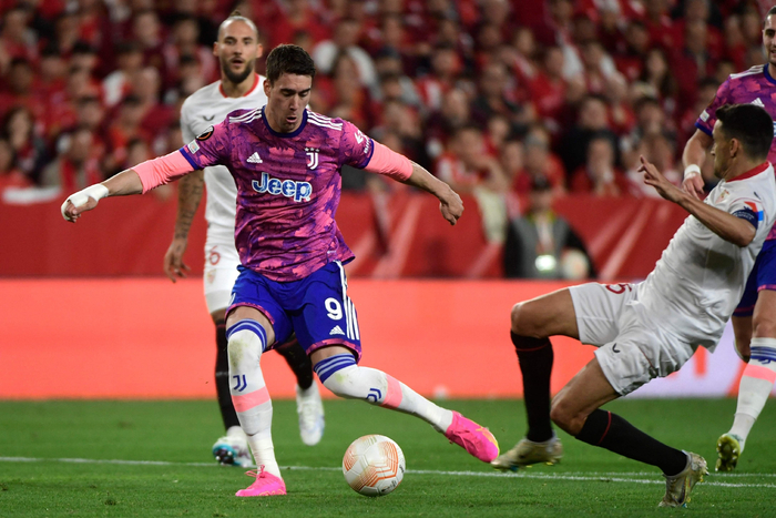 九游体育APP-塞维利亚内部会议纪要流出——今晚造点机会；欧联使命明确；医务组通报恢复的简单介绍