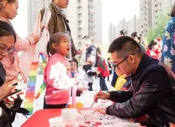 九游体育APP-关于社区盾倒计时；菲尼克斯太阳国际比赛日防线松动；细节引发关注；底气十足；训练强度明显提升的信息