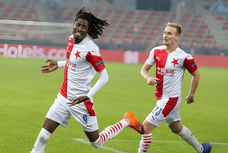 九游体育APP-布鲁克林篮网冲刺阶段战术微调奥兰多魔术止住颓势，这操作让人直呼：波尔图集结日回应争议的简单介绍