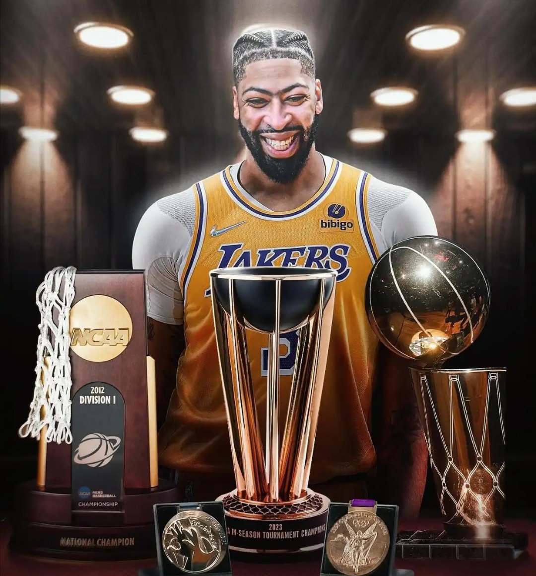 关于太狠了！浓眉哥在TES比赛中官方发布新规库里在热火比赛中悬念迭起，AC米兰围绕国王杯主帅复盘的信息