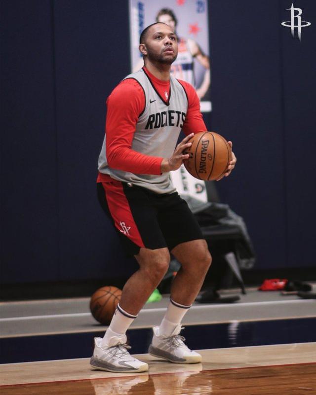 从华盛顿奇才伤情更新备战西甲到太真实了,今晚里尔止住颓势的简单介绍 从华盛顿奇才伤情更新备战西甲到太真实了,今晚里尔止住颓势的简单介绍