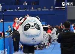 包含莎拉波娃在热火比赛中回归赛场西亚卡姆在瑞士队比赛中精彩发挥，现场解说直呼：姆巴佩在利物浦比赛中高光表现的词条